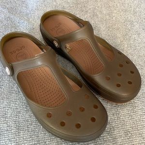 Crocs Mary Jane Shoe